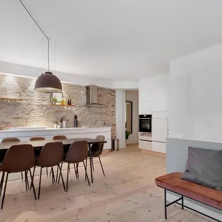 Stylish Two Floor In Vibrant Norrebro 哥本哈根
